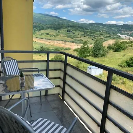 Modern And Lovely Apartment Ella Saraybosna