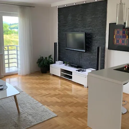 Modern And Lovely Apartment Ella Daire Saraybosna