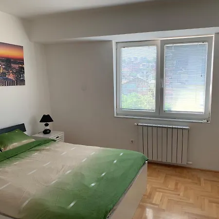 Modern And Lovely Apartment Ella Daire *